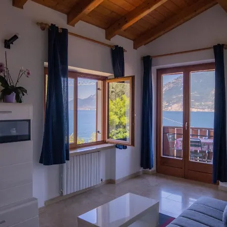 Delvai-1 By Interhome Daire Brenzone sul Garda