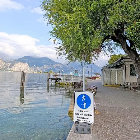 Delvai-1 By Interhome Daire Brenzone sul Garda