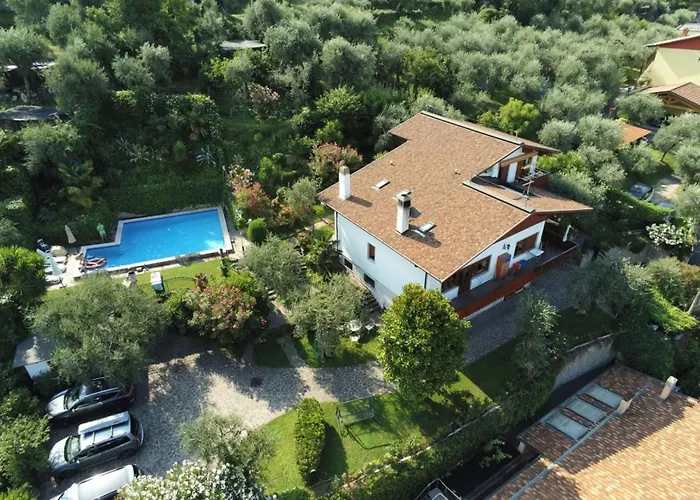 Delvai-1 By Interhome Lägenhet Brenzone sul Garda