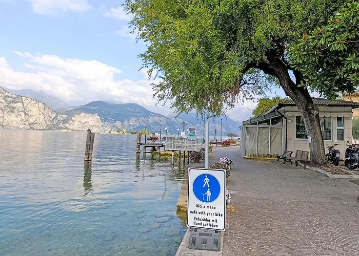 Delvai-1 By Interhome Διαμέρισμα Brenzone sul Garda