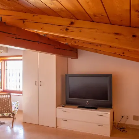 Apartment Delvai-1 By Interhome
